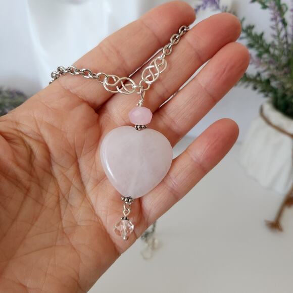 Rose Quartz Heart Shaped Stone Pendant Necklace - Picture 7 of 12